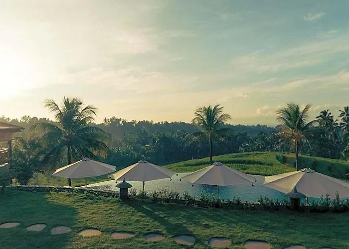 Puri Dajuma Terrace Eco & Resort 4*