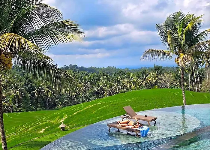 Puri Dajuma Terrace Eco & Resort 4*